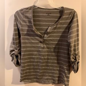 Motherhood Maternity 3/4 length sleeves